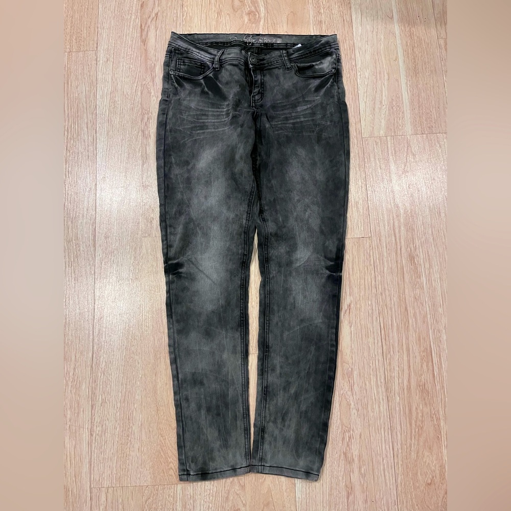 Revolution by REVOLT black acid wash jean